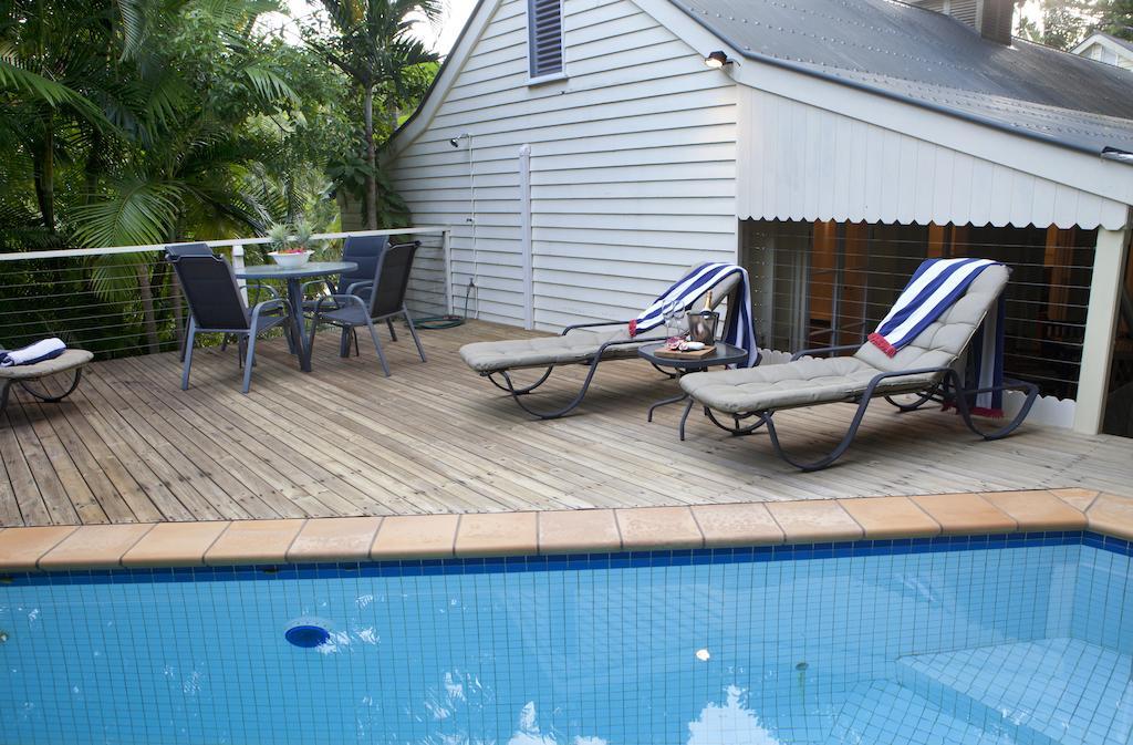 Port Douglas Cottage & Lodge ภายนอก รูปภาพ